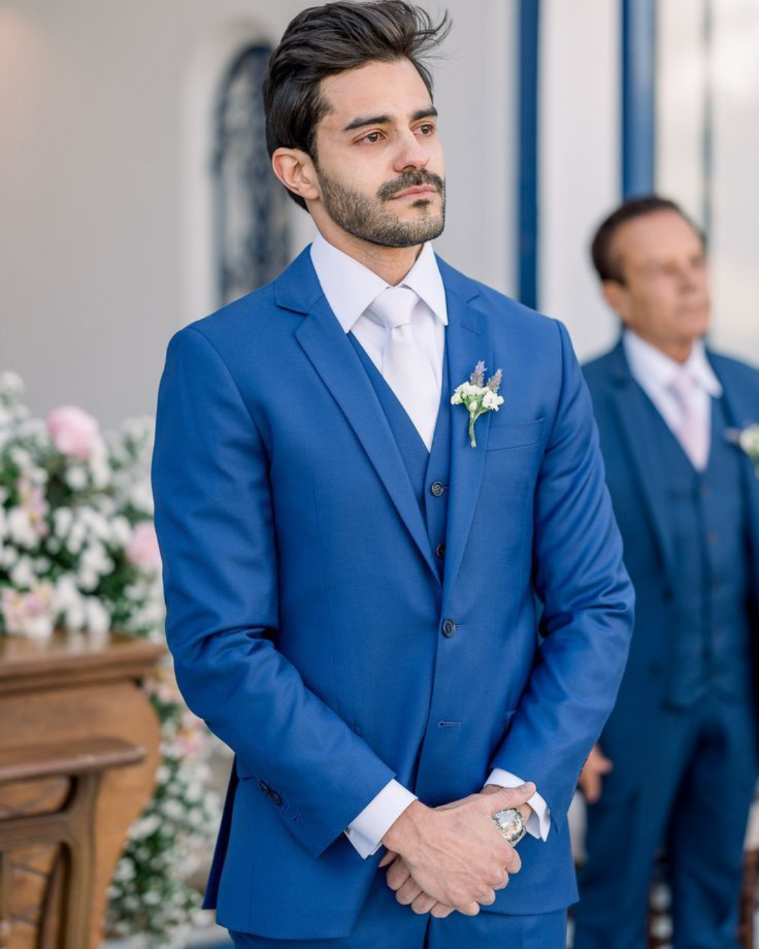 Terno azul royal com colete